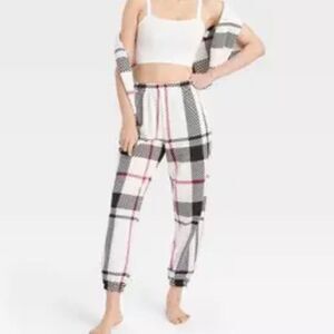 Colsie Plaid Sweatpants XS